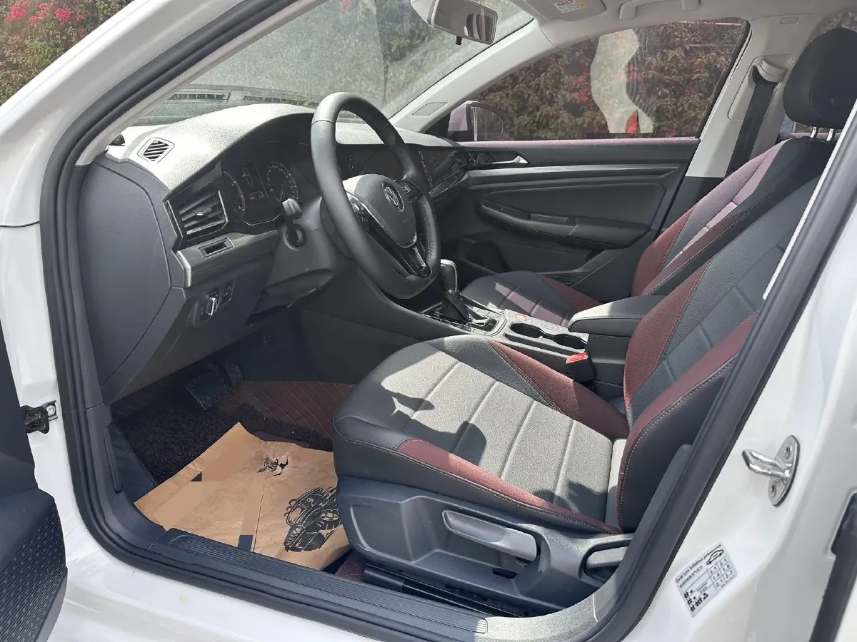 2019 MAXUS T70 2.0T 163HP L4 6AT,autocango,china used car exporter,china ev exporter,chinese used car exporter,chinese used ev exporter