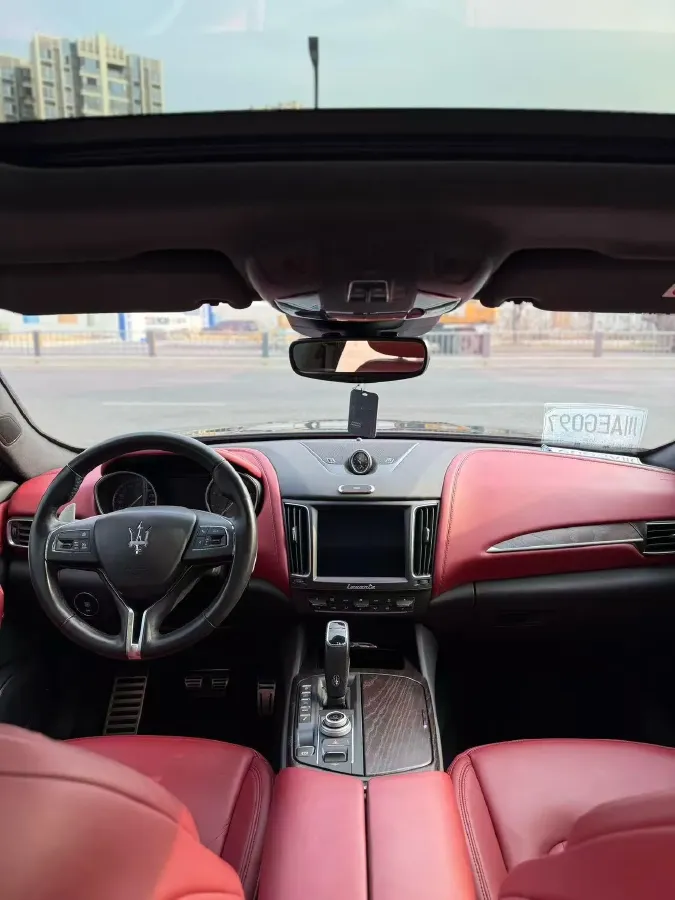 2019 Maserati Levante 3.0T 350HP V6 8AT,autocango,china used car exporter,china ev exporter,chinese used car exporter,chinese used ev exporter