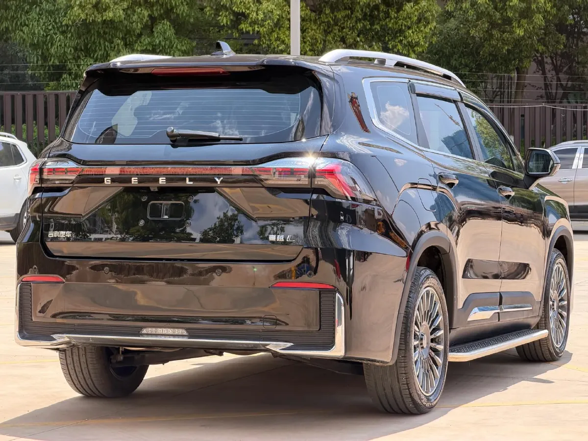 2025 Geely Okavango L 2.0T 218HP L4 7DCT,autocango,china used car exporter,china ev exporter,chinese used car exporter,chinese used ev exporter