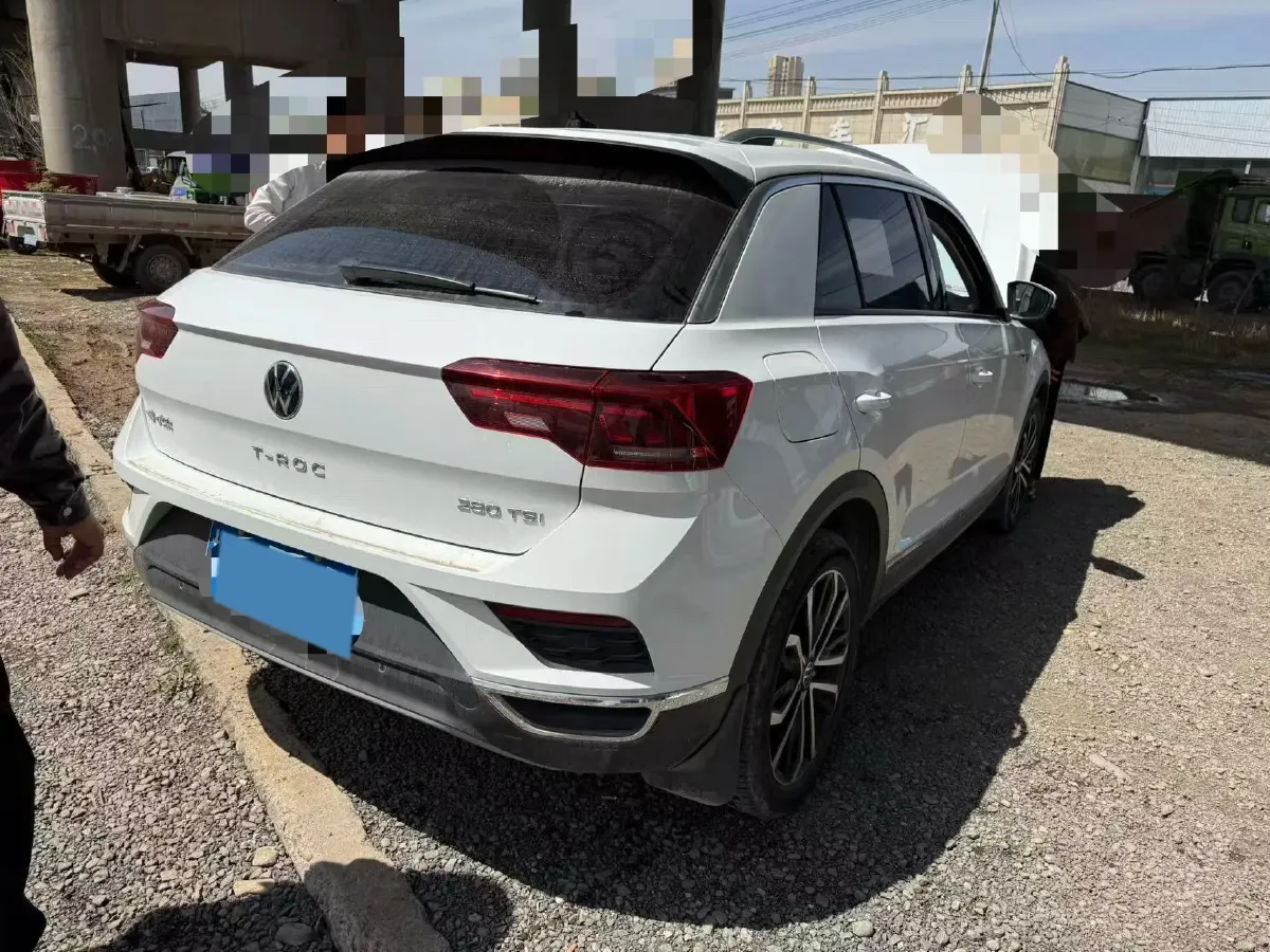 2022 Volkswagen T-Roc 1.4T 150HP L4 7DCT,autocango,china used car exporter,china ev exporter,chinese used car exporter,chinese used ev exporter