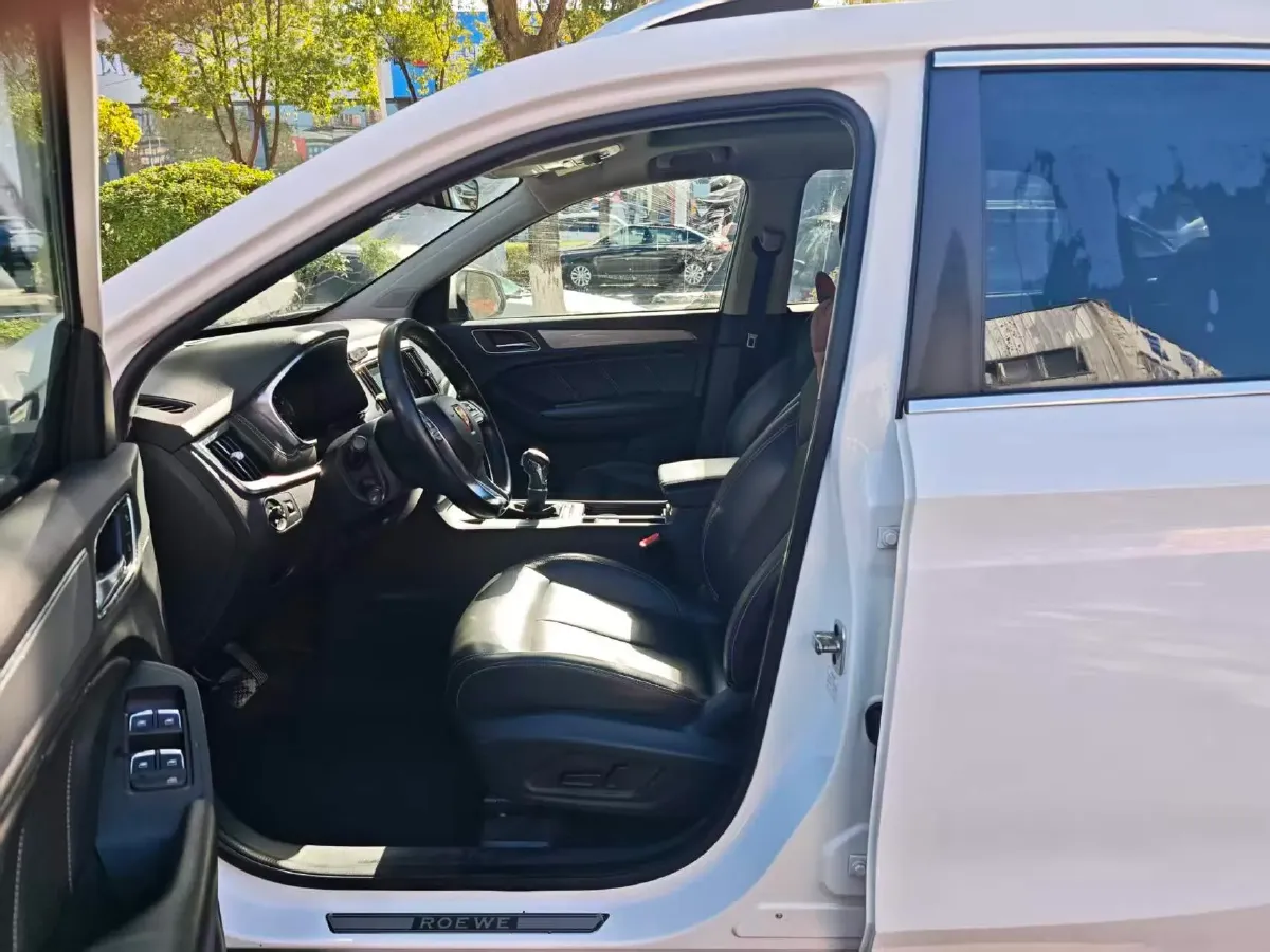 2018 Roewe RX5 1.5T 169HP L4 7DCT,autocango,china used car exporter,china ev exporter,chinese used car exporter,chinese used ev exporter