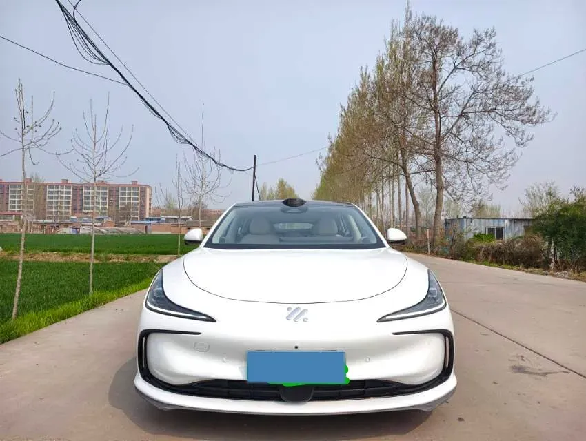 2024 IM L6 BEV 75KWH,autocango,china used car exporter,china ev exporter,chinese used car exporter,chinese used ev exporter