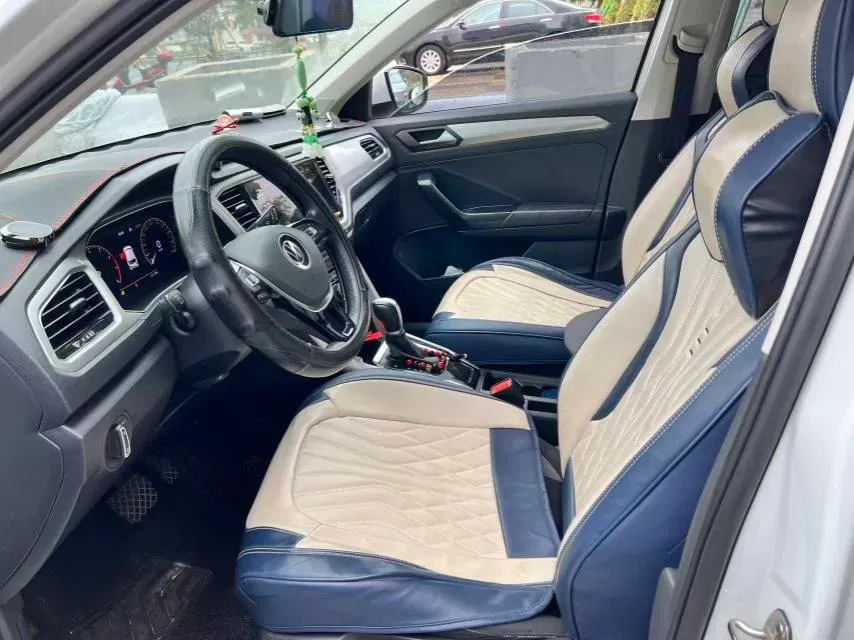 2022 Volkswagen T-Roc 1.4T 150HP L4 7DCT,autocango,china used car exporter,china ev exporter,chinese used car exporter,chinese used ev exporter