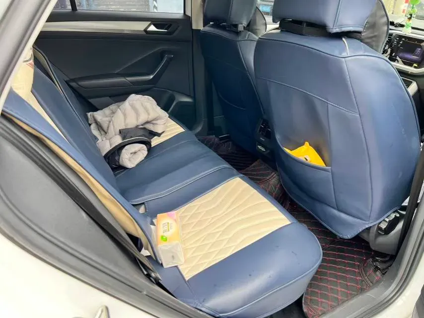 2022 Volkswagen T-Roc 1.4T 150HP L4 7DCT,autocango,china used car exporter,china ev exporter,chinese used car exporter,chinese used ev exporter