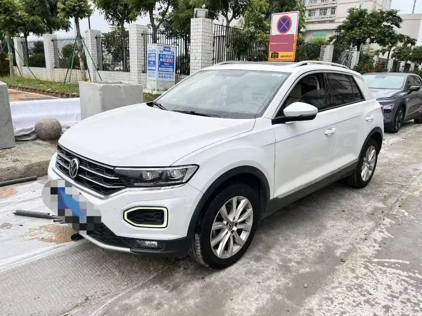 2022 Volkswagen T-Roc 1.4T 150HP L4 7DCT,autocango,china used car exporter,china ev exporter,chinese used car exporter,chinese used ev exporter