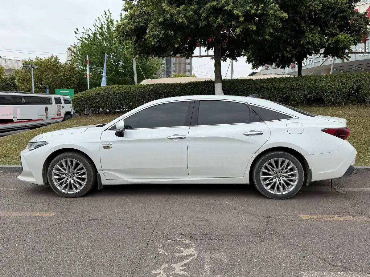 2023 Toyota Avalon 2.5L 178HP L4 E-CVT Hybrid,autocango,china used car exporter,china ev exporter,chinese used car exporter,chinese used ev exporter