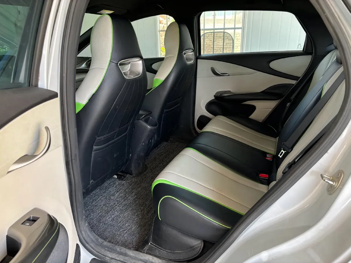 2021 Ford Escort 1.5L 122HP L3 6AT,autocango,china used car exporter,china ev exporter,chinese used car exporter,chinese used ev exporter