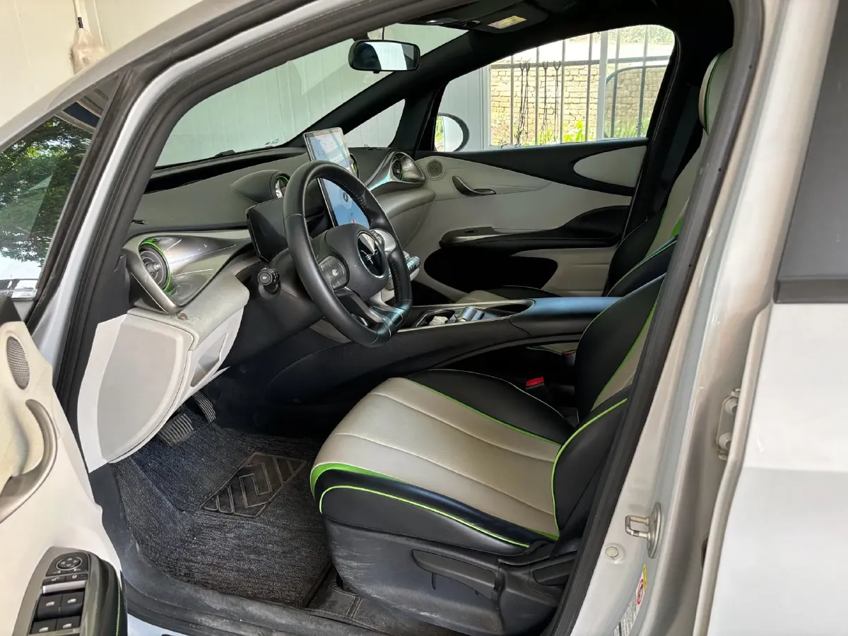 2021 Ford Escort 1.5L 122HP L3 6AT,autocango,china used car exporter,china ev exporter,chinese used car exporter,chinese used ev exporter