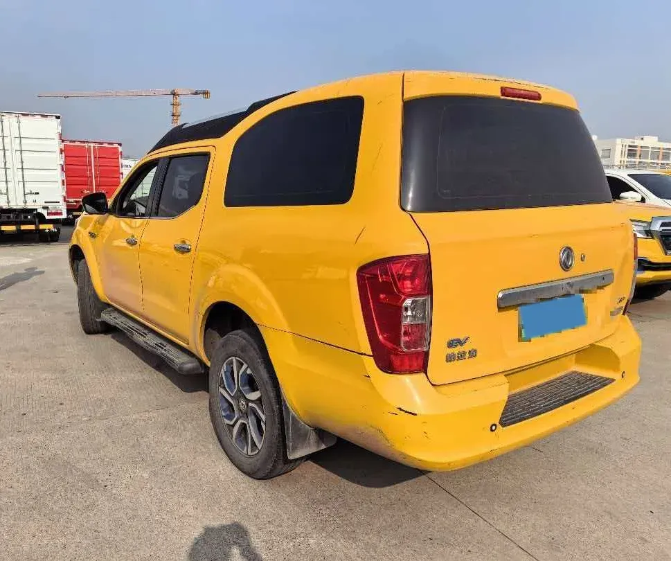 2022 Dongfeng RuiQi 6 BEV 60.16KWH,autocango,china used car exporter,china ev exporter,chinese used car exporter,chinese used ev exporter