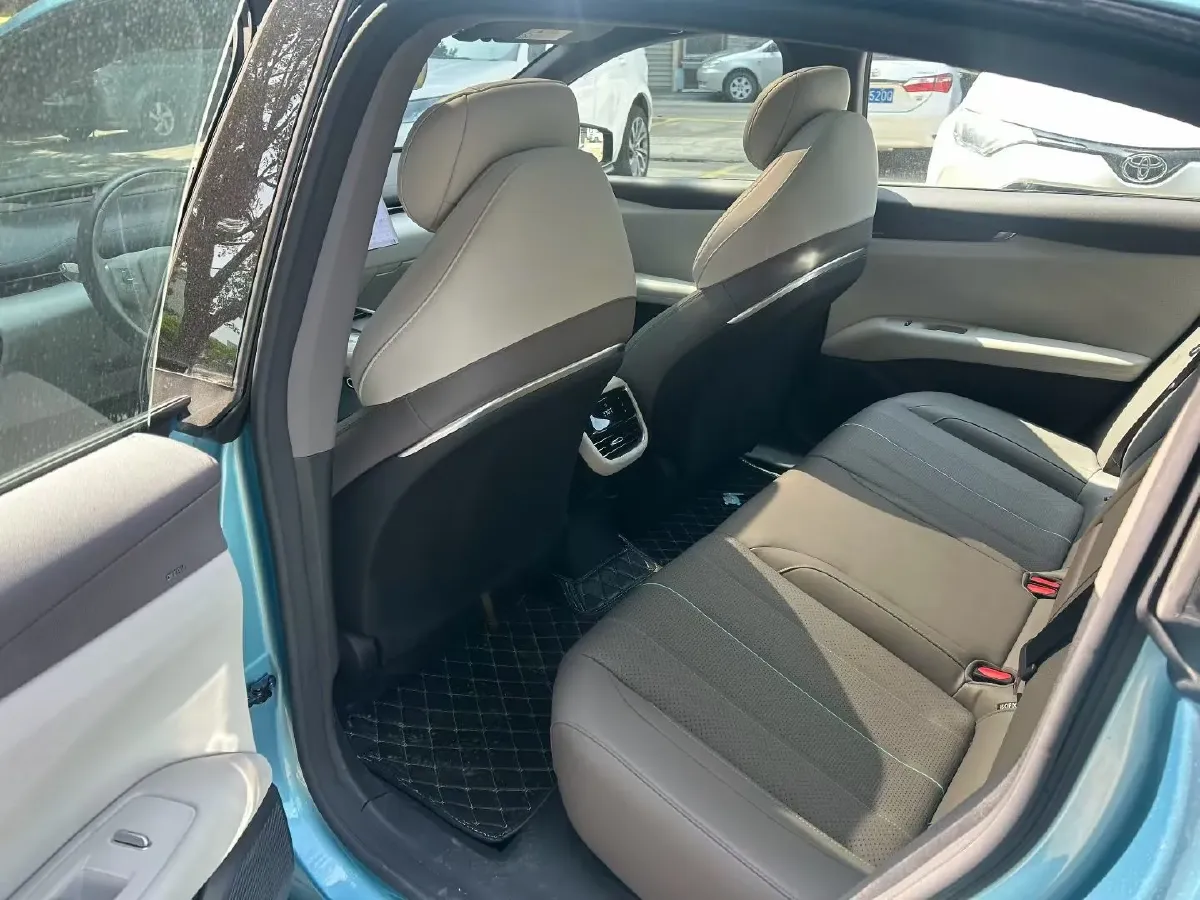 2024 Deepal L07 1.5L 98HP L4 REEV 28.39KWH,autocango,china used car exporter,china ev exporter,chinese used car exporter,chinese used ev exporter