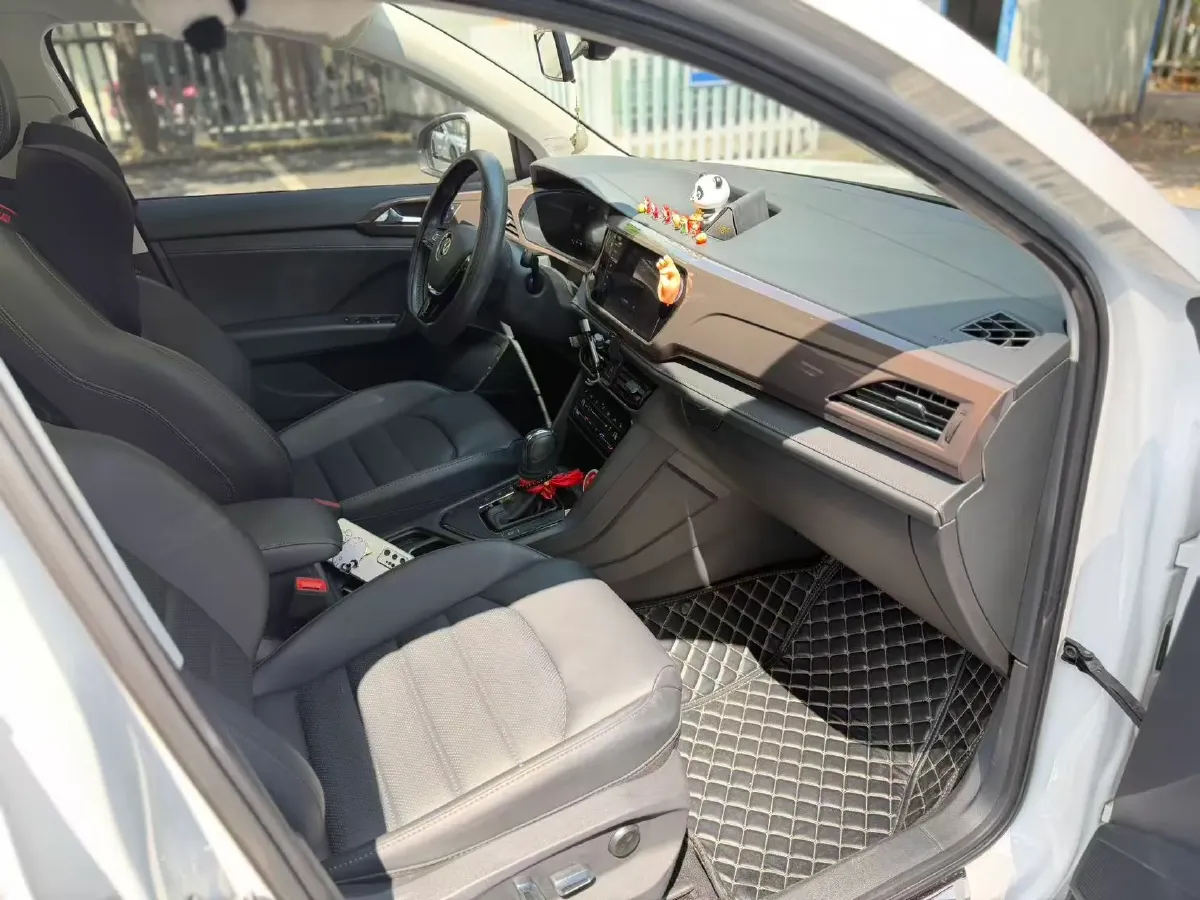 2021 Volkswagen Tharu 1.4T 150HP L4 7DCT,autocango,china used car exporter,china ev exporter,chinese used car exporter,chinese used ev exporter