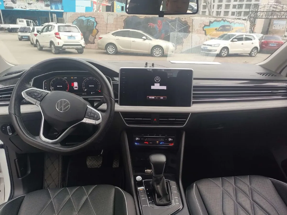 2023 Volkswagen Tiguan L 1.5T 160HP L4 7DCT,autocango,china used car exporter,china ev exporter,chinese used car exporter,chinese used ev exporter