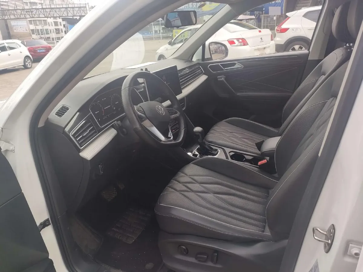 2023 Volkswagen Tiguan L 1.5T 160HP L4 7DCT,autocango,china used car exporter,china ev exporter,chinese used car exporter,chinese used ev exporter