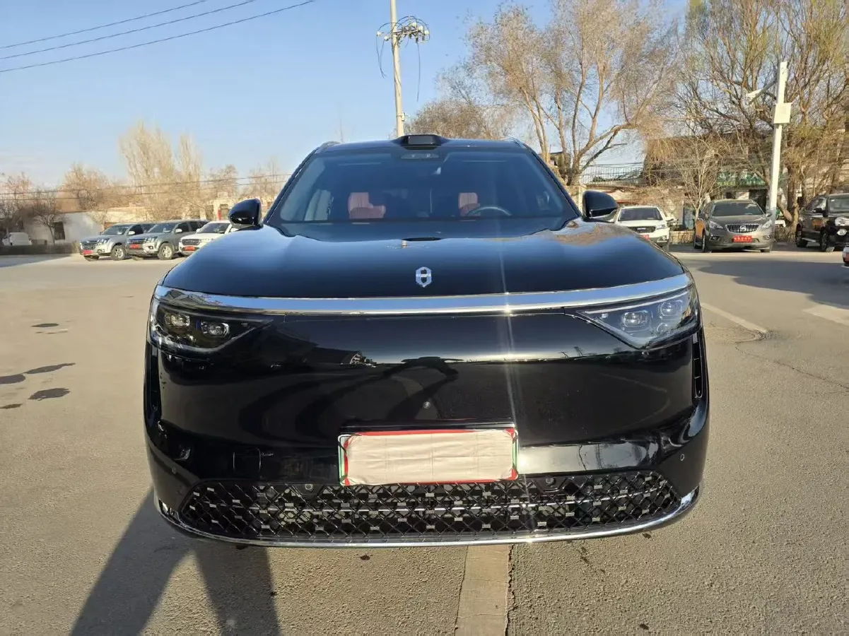 2025 AITO AITO M8 REEV 160HP REEV 53.4KWH,autocango,china used car exporter,china ev exporter,chinese used car exporter,chinese used ev exporter