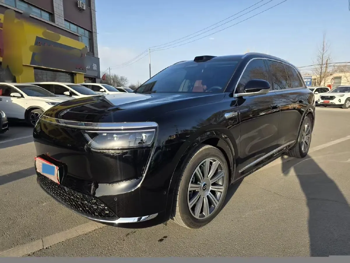 2025 AITO AITO M8 REEV 160HP REEV 53.4KWH,autocango,china used car exporter,china ev exporter,chinese used car exporter,chinese used ev exporter