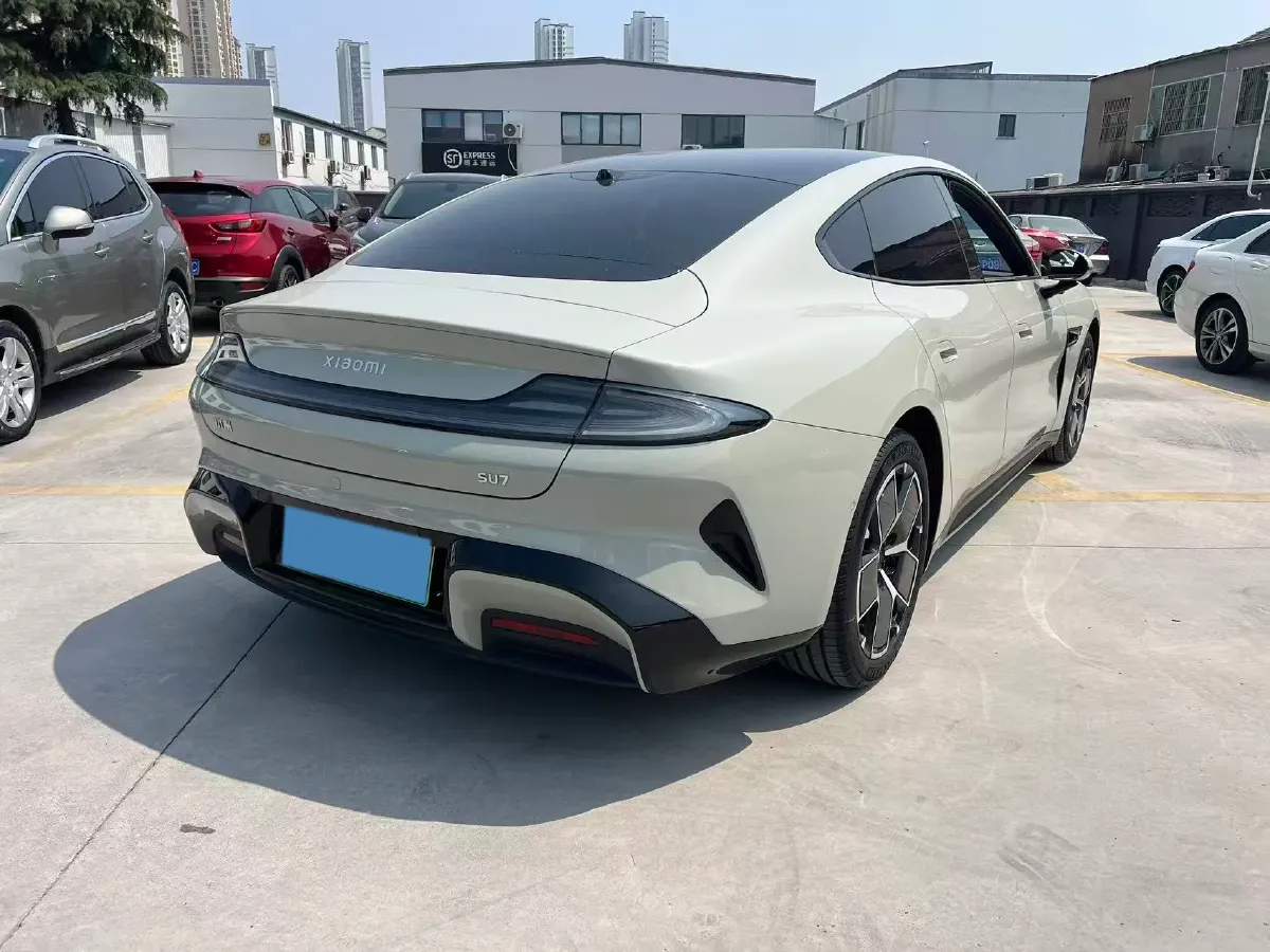 2024 MI SU7 BEV 73.6KWH,autocango,china used car exporter,china ev exporter,chinese used car exporter,chinese used ev exporter