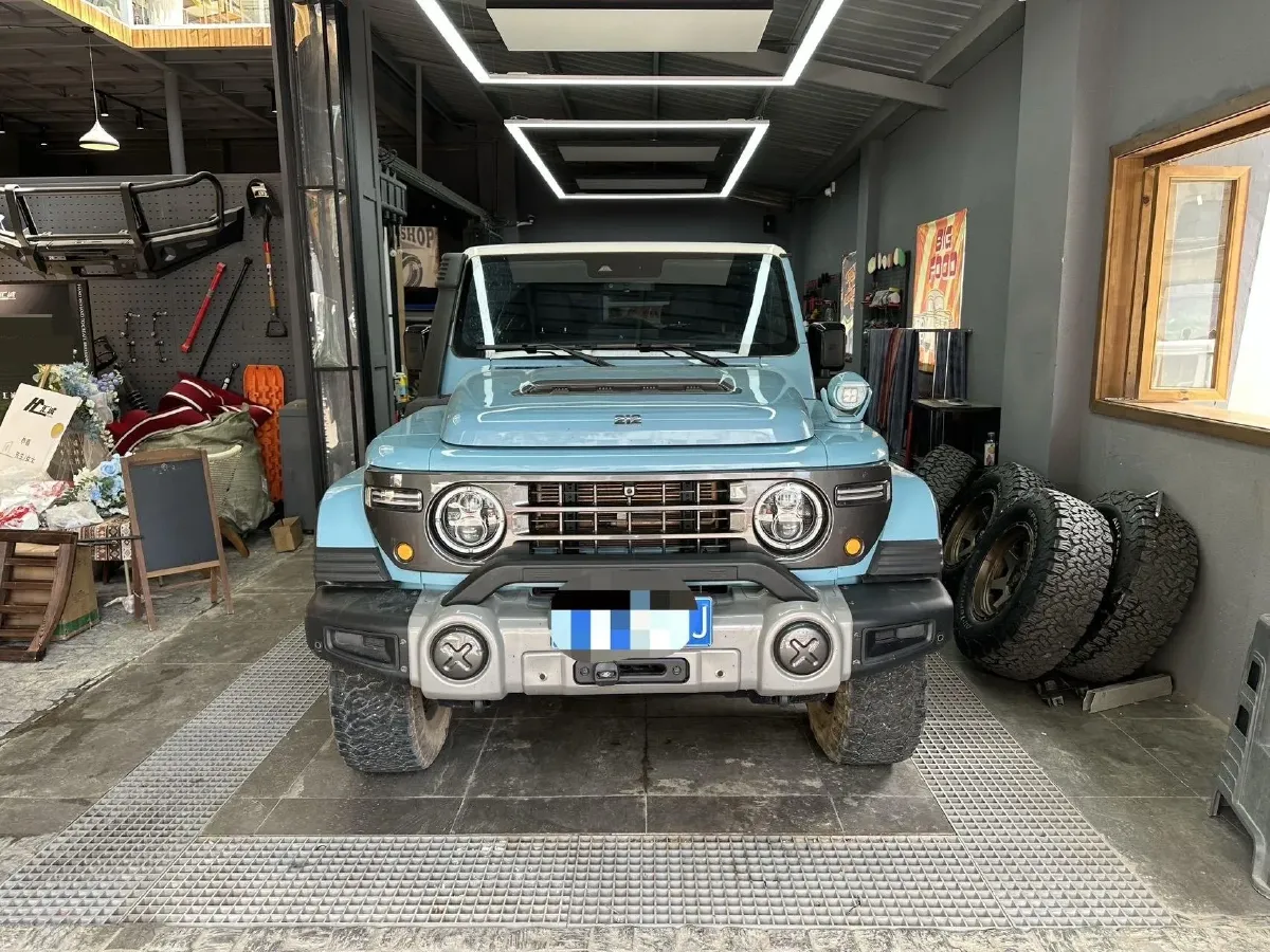 2025 212 212 T01 2.0T 252HP L4 8AT,autocango,china used car exporter,china ev exporter,chinese used car exporter,chinese used ev exporter