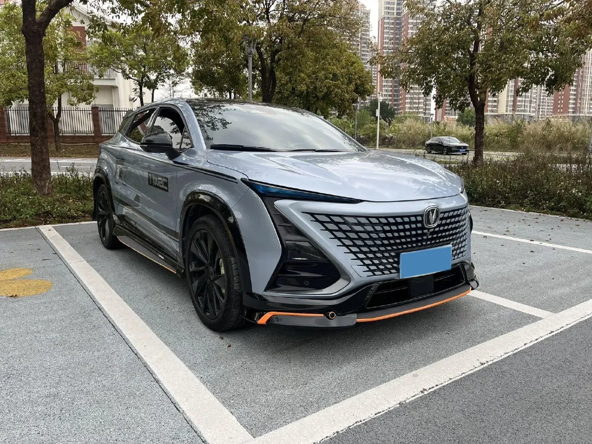 2022 ChangAn UNI-T 1.5T 188HP L4 7DCT,autocango,china used car exporter,china ev exporter,chinese used car exporter,chinese used ev exporter