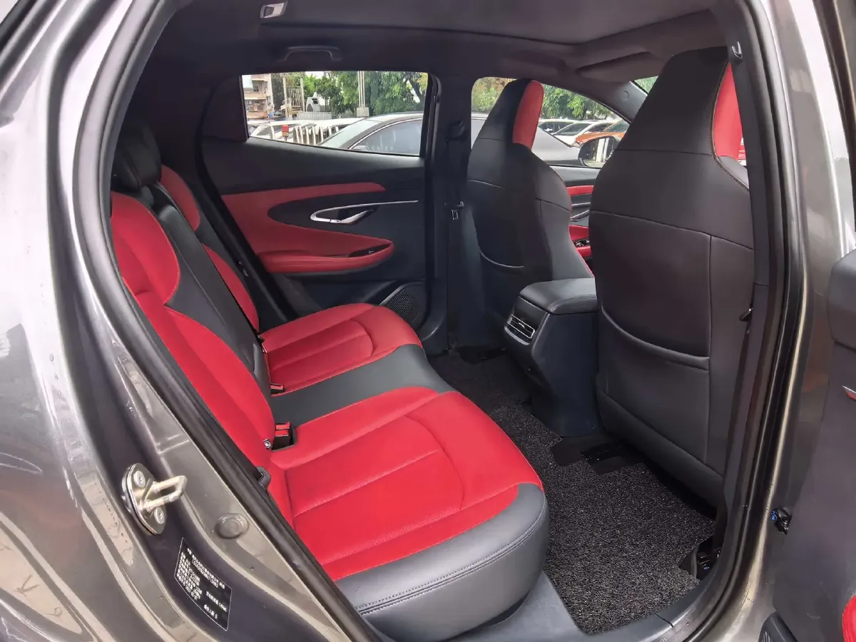 2020 ChangAn UNI-T 1.5T 180HP L4 7DCT,autocango,china used car exporter,china ev exporter,chinese used car exporter,chinese used ev exporter