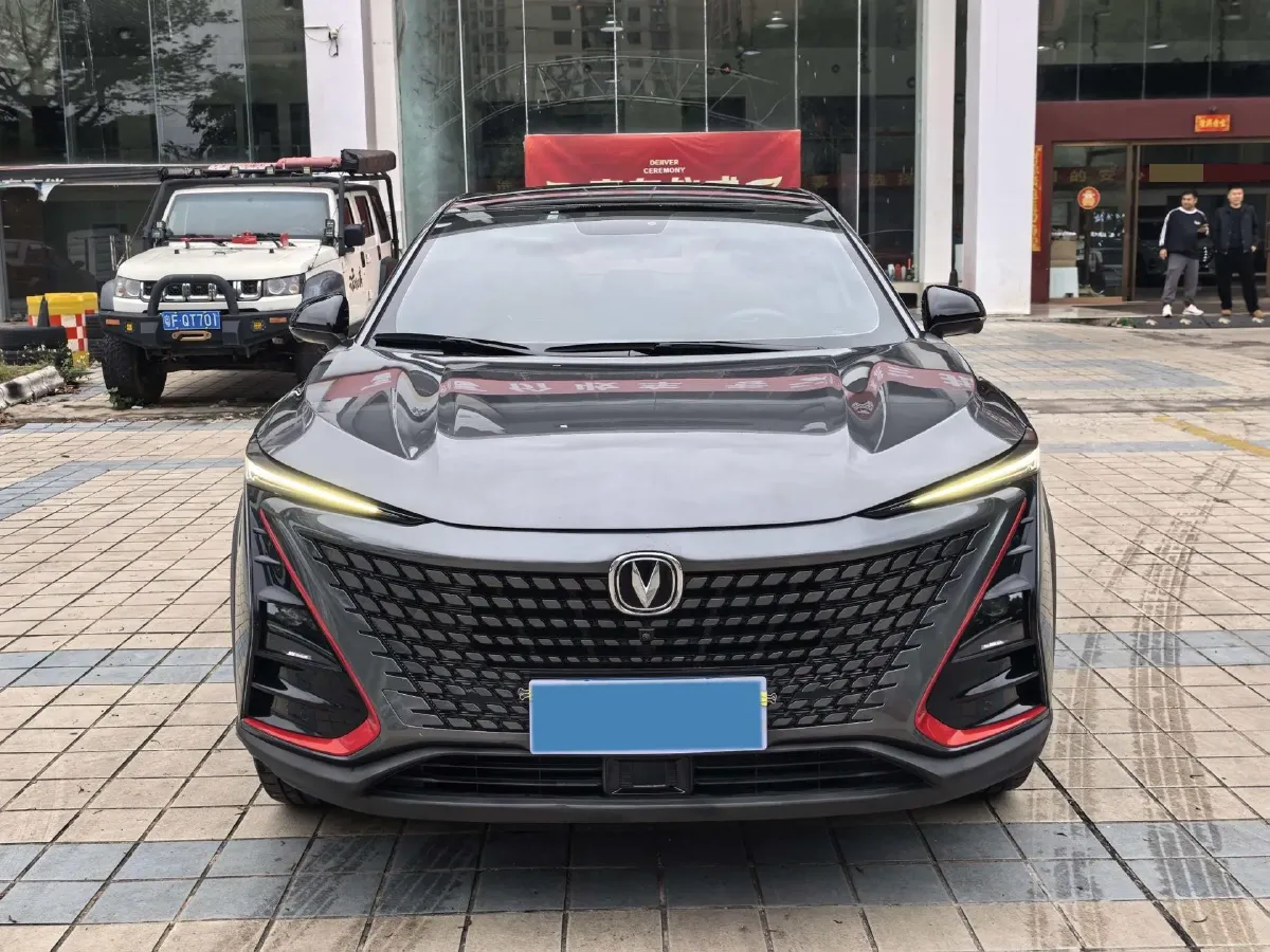 2020 ChangAn UNI-T 1.5T 180HP L4 7DCT,autocango,china used car exporter,china ev exporter,chinese used car exporter,chinese used ev exporter