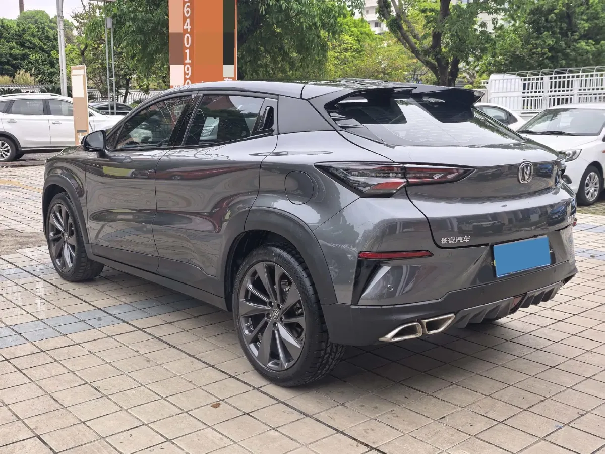 2020 ChangAn UNI-T 1.5T 180HP L4 7DCT,autocango,china used car exporter,china ev exporter,chinese used car exporter,chinese used ev exporter