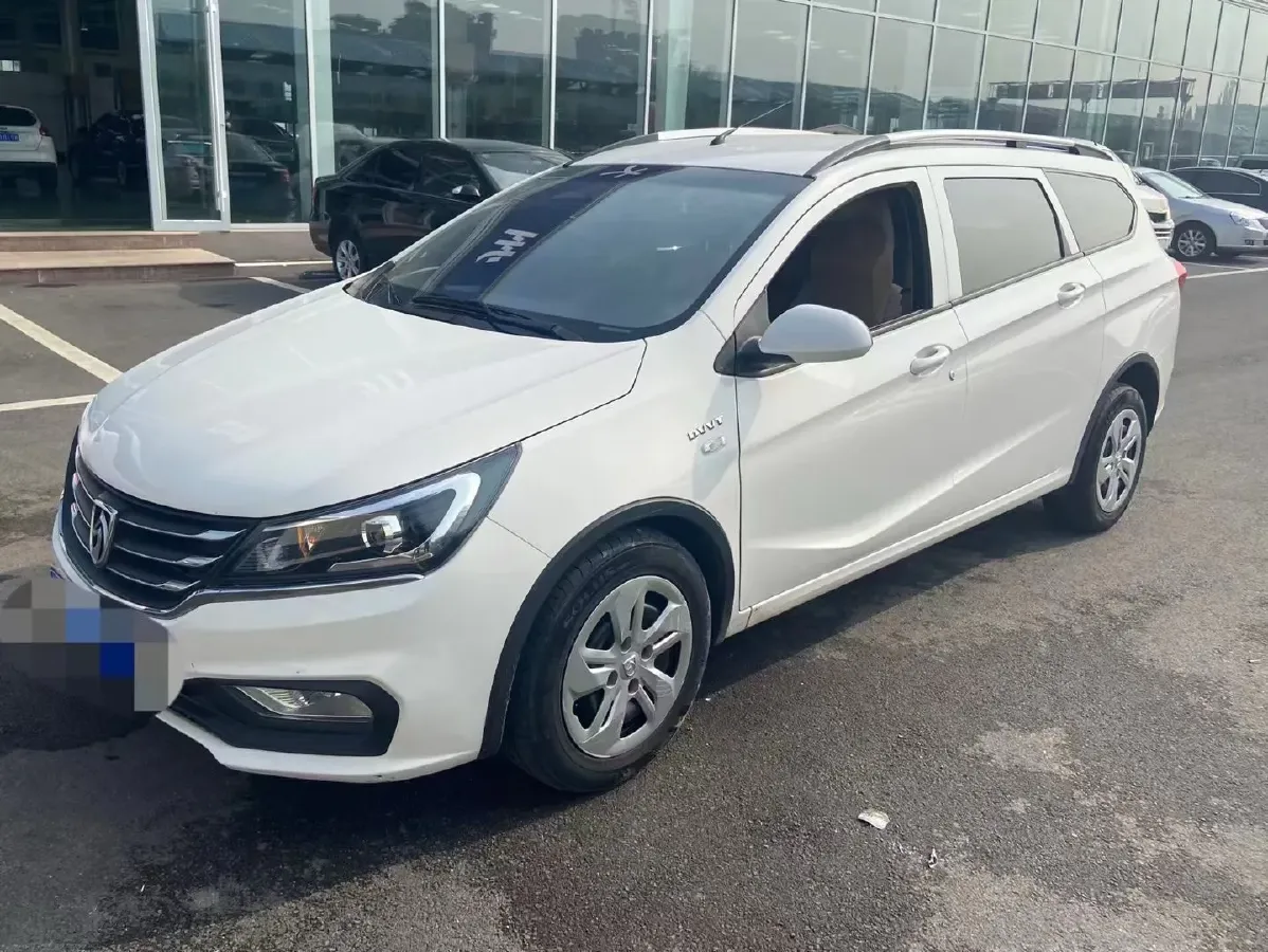 2017 BaoJun 310W 1.5L 112HP L4 6MT,autocango,china used car exporter,china ev exporter,chinese used car exporter,chinese used ev exporter