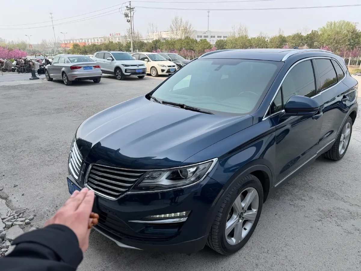 2017 Lincoln MKC 2.0T 203HP L4 6AT,autocango,china used car exporter,china ev exporter,chinese used car exporter,chinese used ev exporter