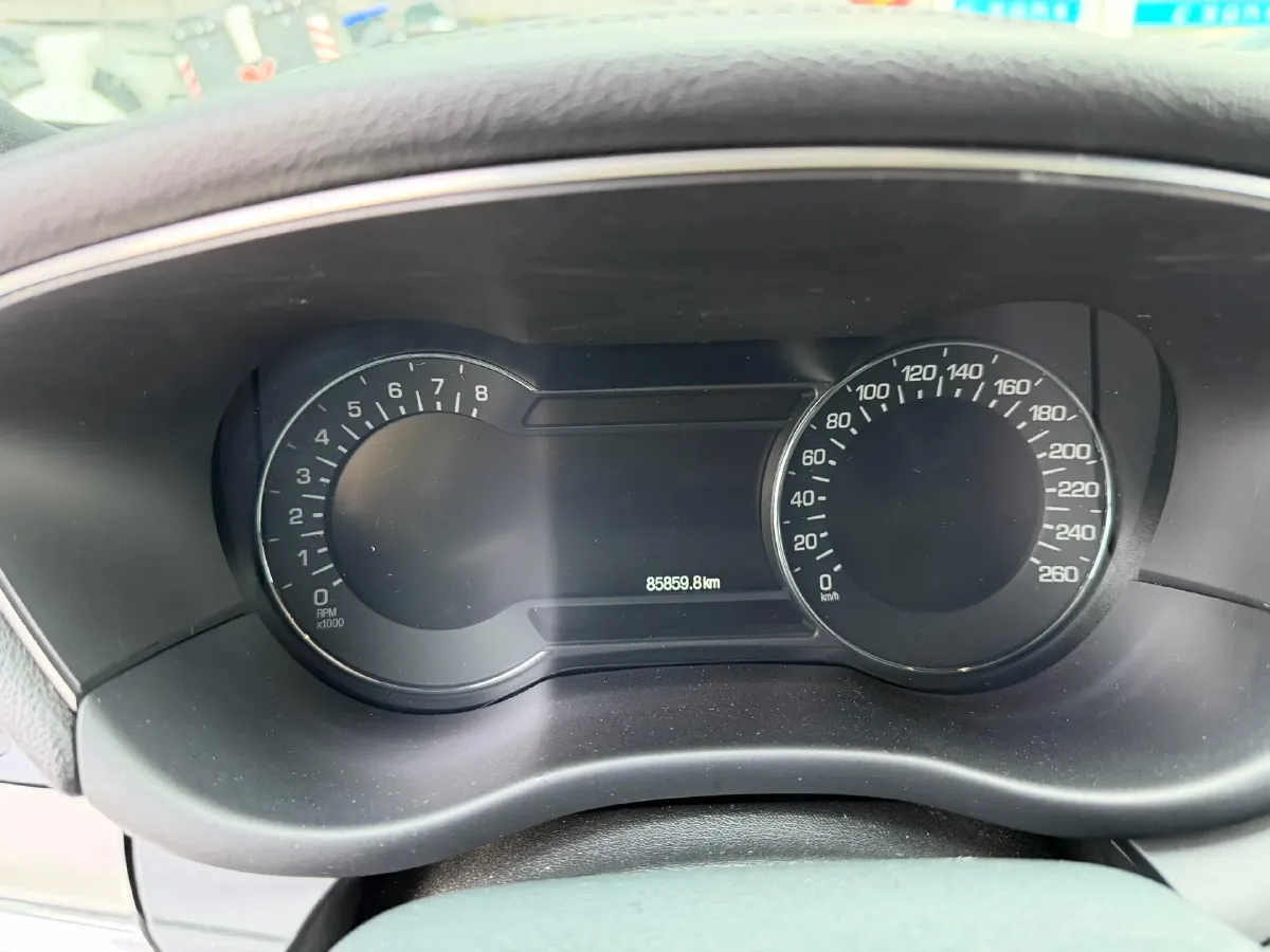 2017 Lincoln MKC 2.0T 203HP L4 6AT,autocango,china used car exporter,china ev exporter,chinese used car exporter,chinese used ev exporter