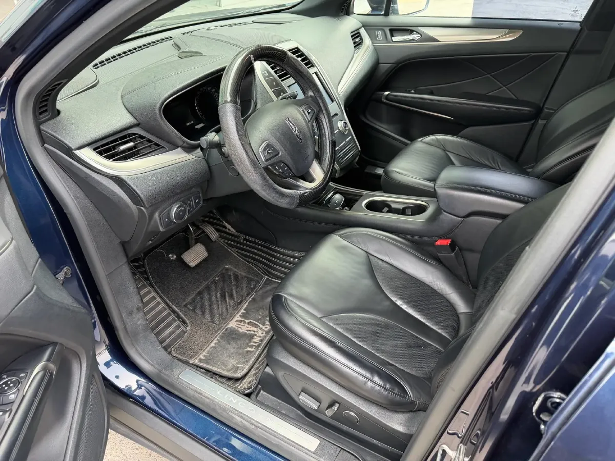 2017 Lincoln MKC 2.0T 203HP L4 6AT,autocango,china used car exporter,china ev exporter,chinese used car exporter,chinese used ev exporter