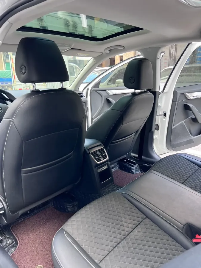 2018 Skoda Octavia 1.4T 150HP L4 7DCT,autocango,china used car exporter,china ev exporter,chinese used car exporter,chinese used ev exporter