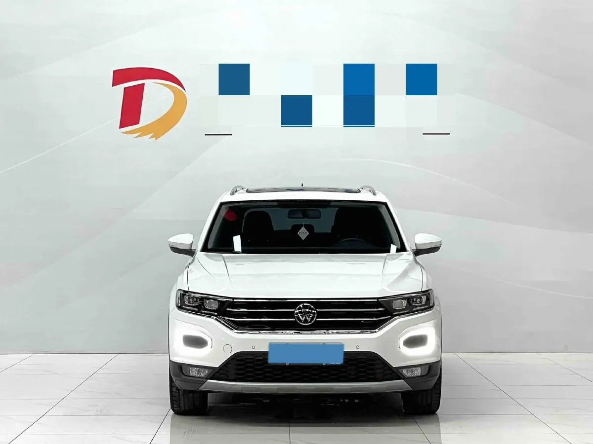 2022 Volkswagen T-Roc 1.4T 150HP L4 7DCT,autocango,china used car exporter,china ev exporter,chinese used car exporter,chinese used ev exporter