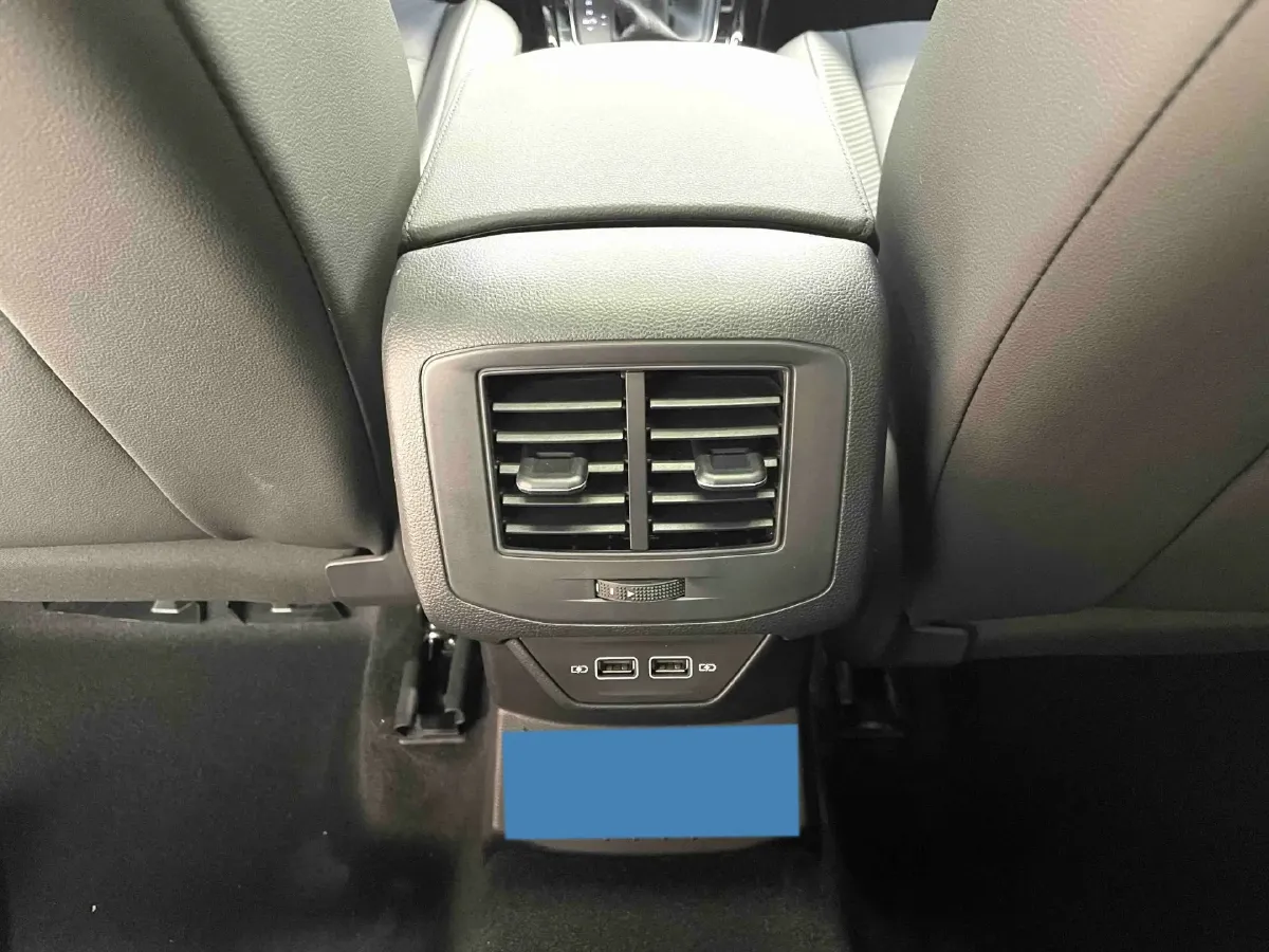 2022 Volkswagen T-Roc 1.4T 150HP L4 7DCT,autocango,china used car exporter,china ev exporter,chinese used car exporter,chinese used ev exporter