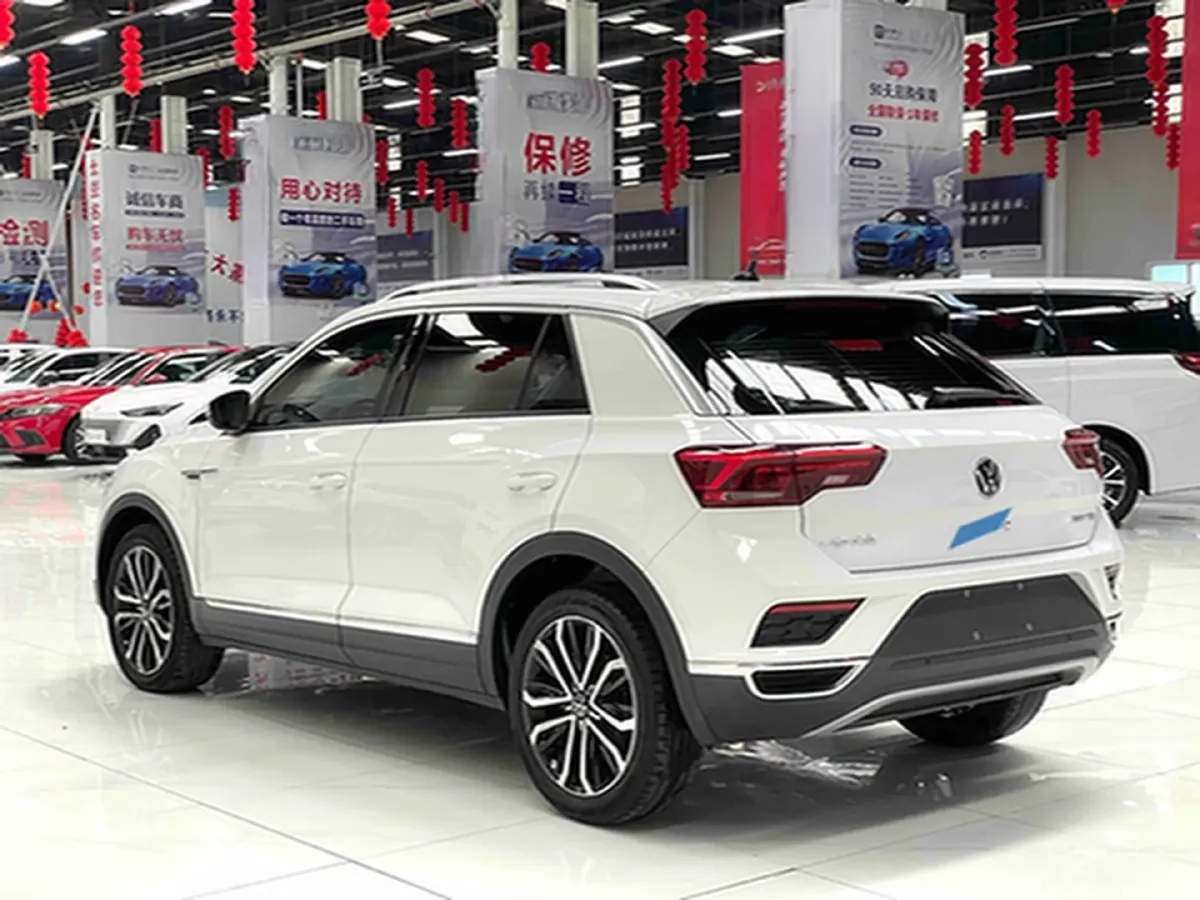2022 Volkswagen T-Roc 1.4T 150HP L4 7DCT,autocango,china used car exporter,china ev exporter,chinese used car exporter,chinese used ev exporter