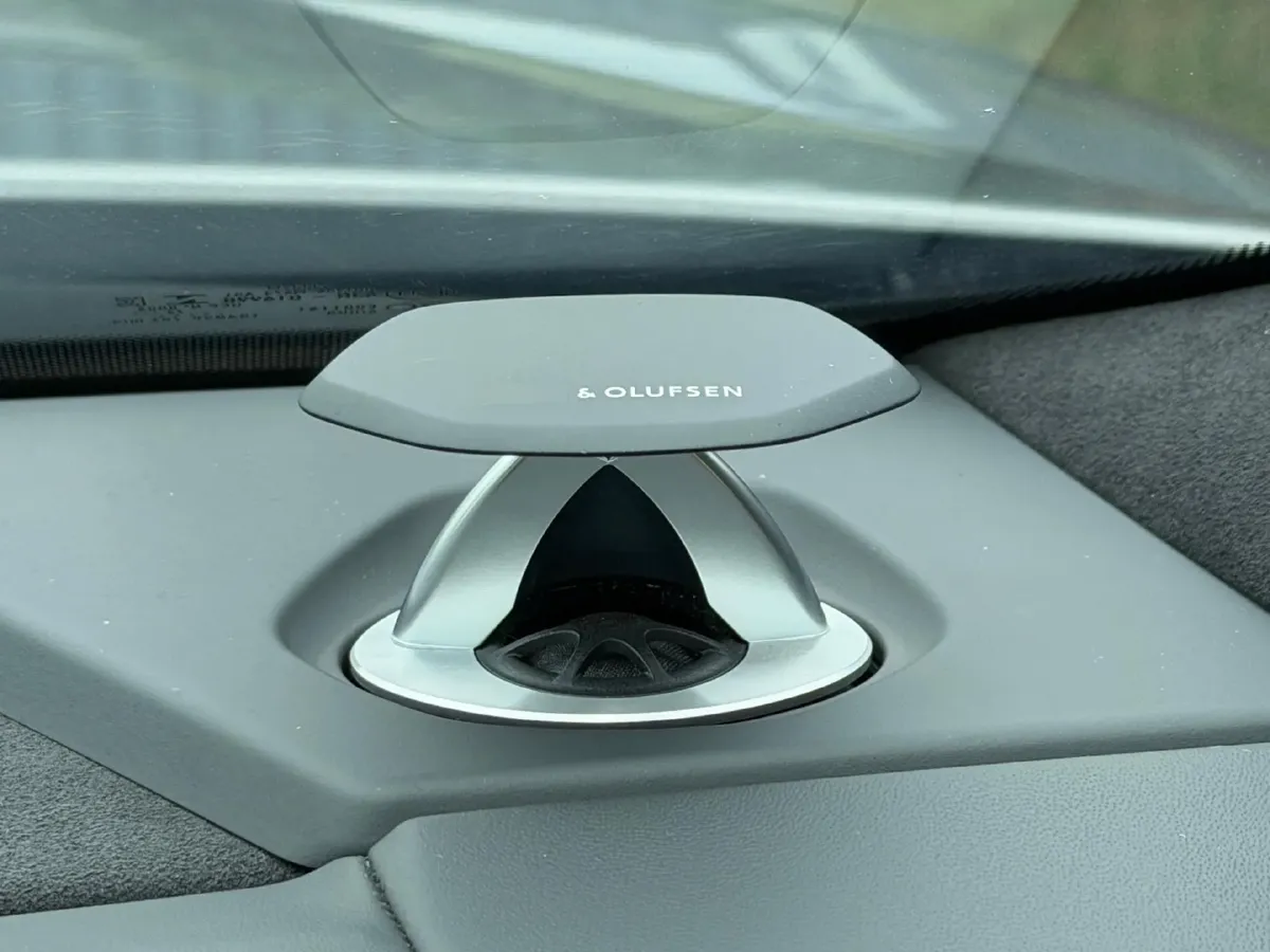 2023 Lamborghini Urus 4.0T 641HP V8 8AT,autocango,china used car exporter,china ev exporter,chinese used car exporter,chinese used ev exporter