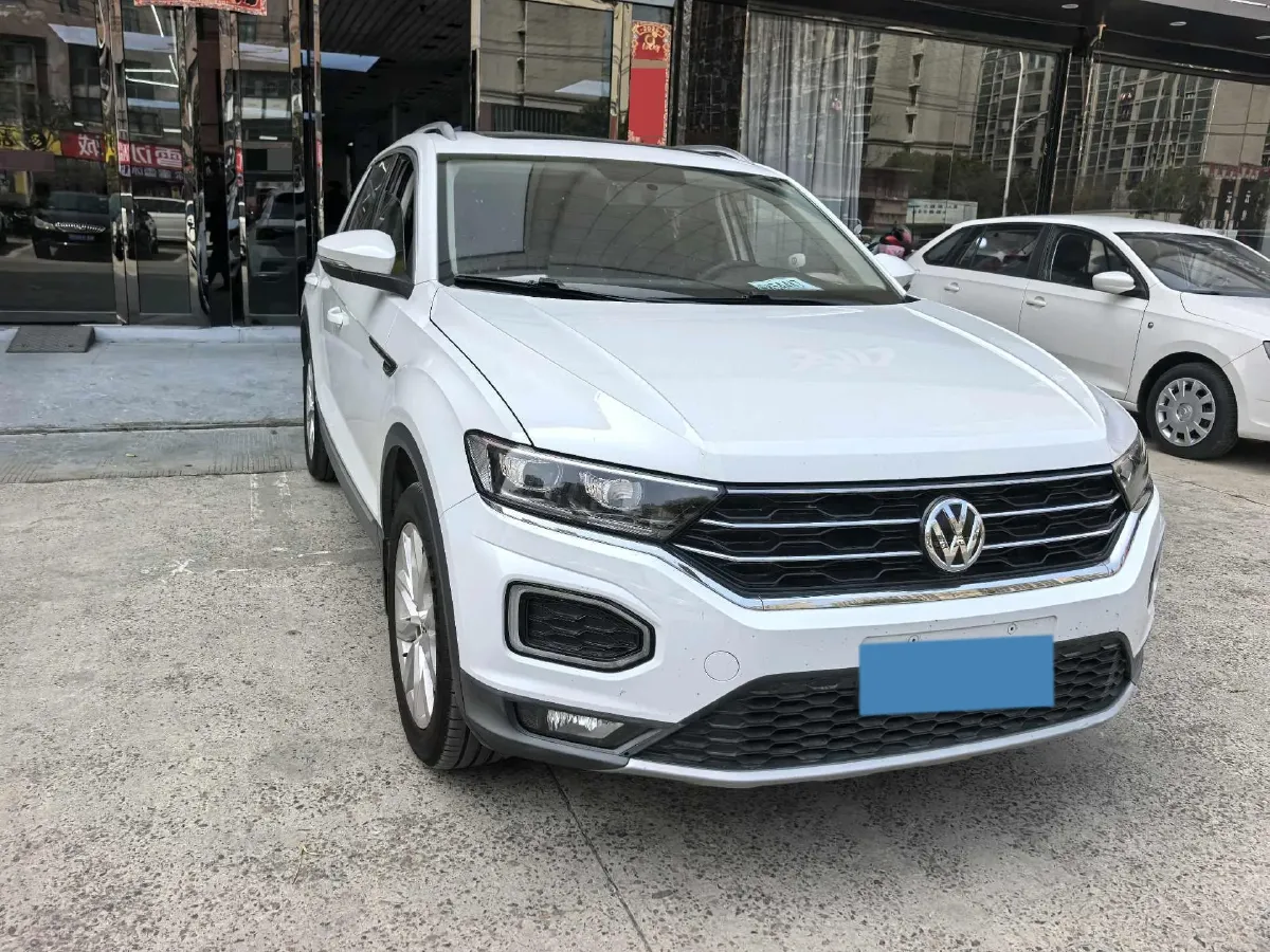 2019 Volkswagen T-Roc 1.4T 131HP L4 7DCT,autocango,china used car exporter,china ev exporter,chinese used car exporter,chinese used ev exporter