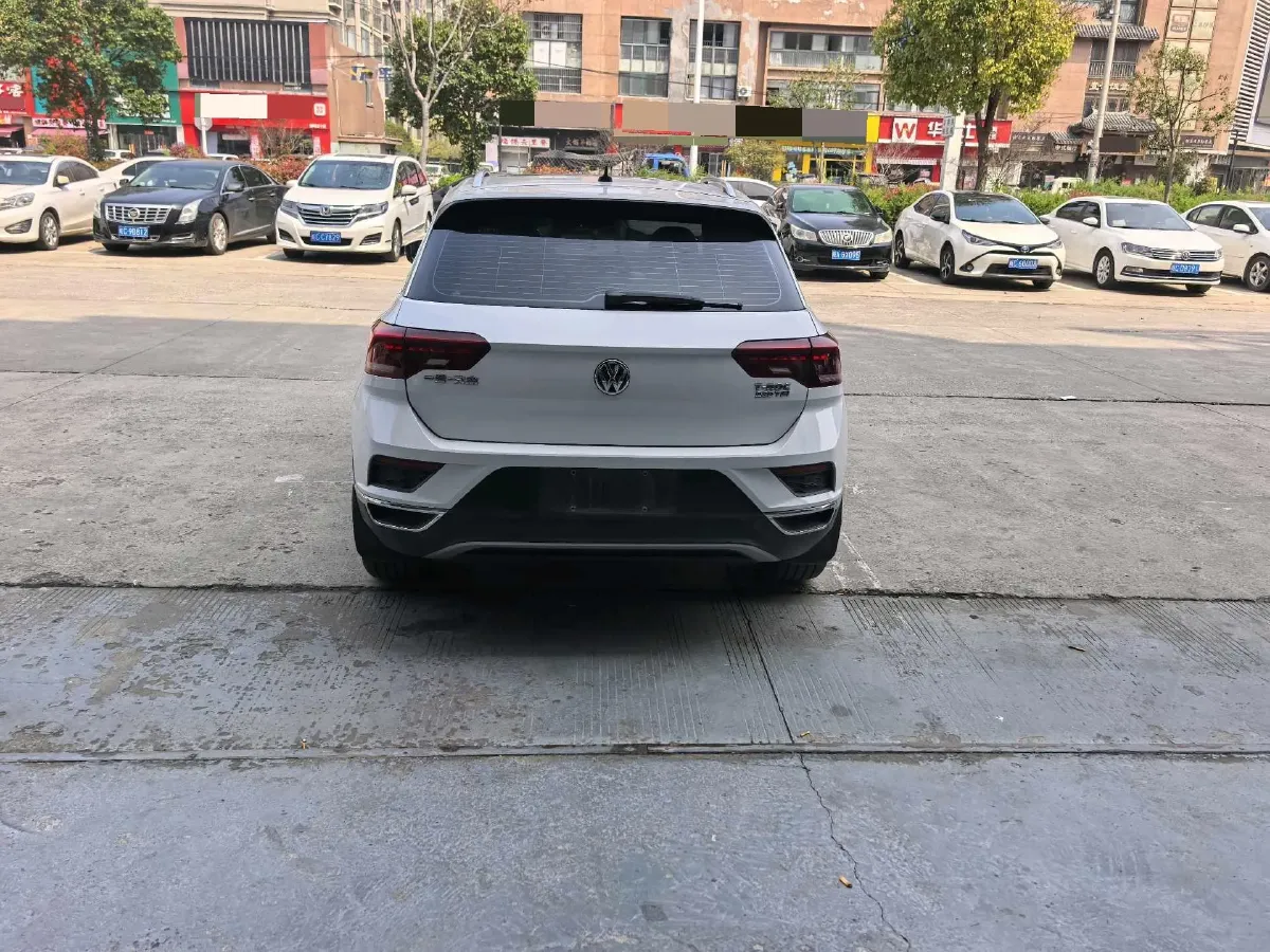 2019 Volkswagen T-Roc 1.4T 131HP L4 7DCT,autocango,china used car exporter,china ev exporter,chinese used car exporter,chinese used ev exporter