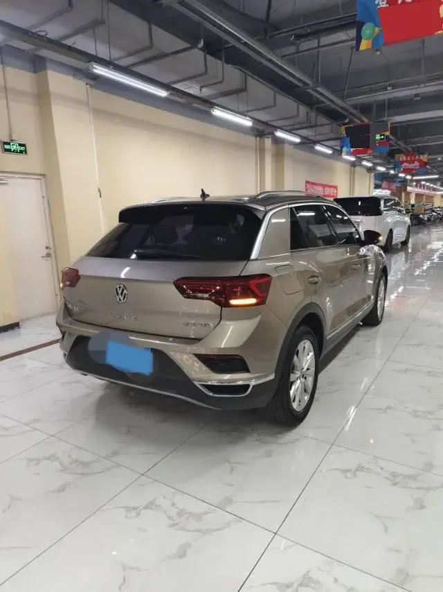 2020 Volkswagen T-Roc 1.4T 131HP L4 7DCT,autocango,china used car exporter,china ev exporter,chinese used car exporter,chinese used ev exporter