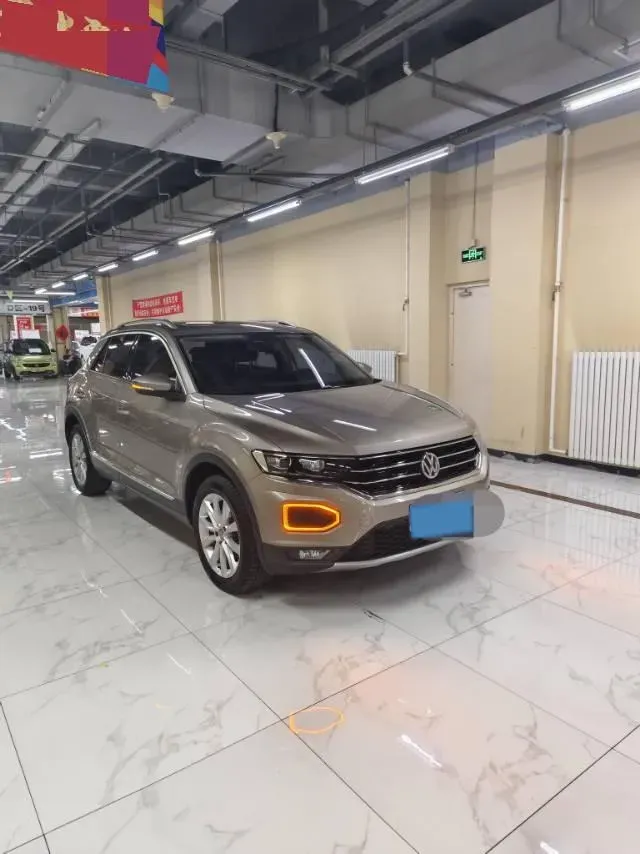 2020 Volkswagen T-Roc 1.4T 131HP L4 7DCT,autocango,china used car exporter,china ev exporter,chinese used car exporter,chinese used ev exporter