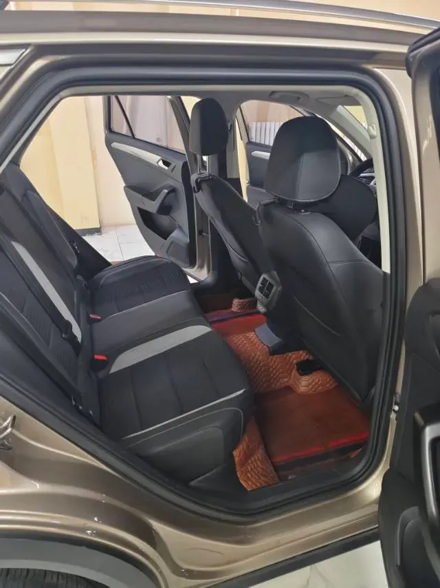 2020 Volkswagen T-Roc 1.4T 131HP L4 7DCT,autocango,china used car exporter,china ev exporter,chinese used car exporter,chinese used ev exporter