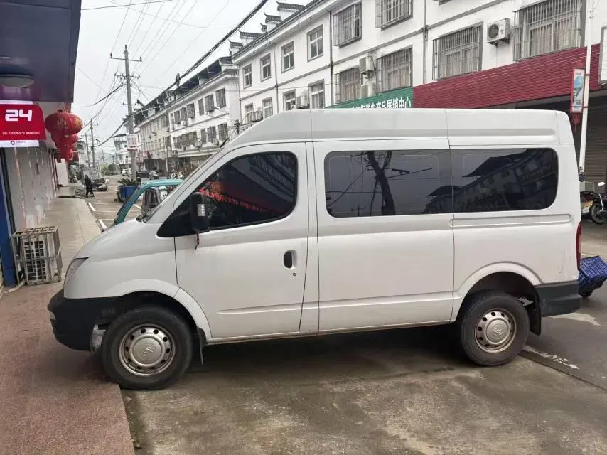2020 MAXUS XinTu V80 2.5T 136HP L4 6AMT,autocango,china used car exporter,china ev exporter,chinese used car exporter,chinese used ev exporter