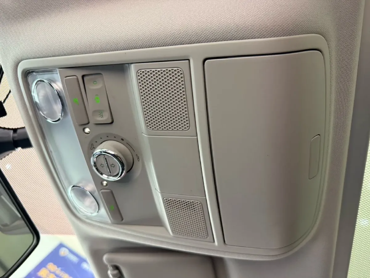 2023 Skoda Kamiq 1.5L 109HP L4 6AT,autocango,china used car exporter,china ev exporter,chinese used car exporter,chinese used ev exporter