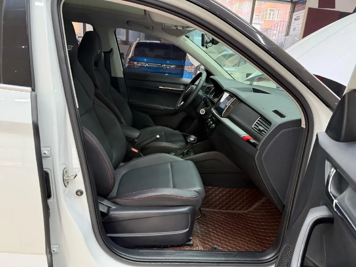 2023 Skoda Kamiq 1.5L 109HP L4 6AT,autocango,china used car exporter,china ev exporter,chinese used car exporter,chinese used ev exporter