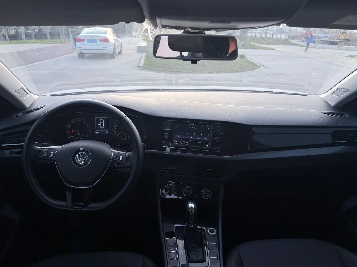 2020 Volkswagen Bora 1.5L 113HP L4 6AT,autocango,china used car exporter,china ev exporter,chinese used car exporter,chinese used ev exporter