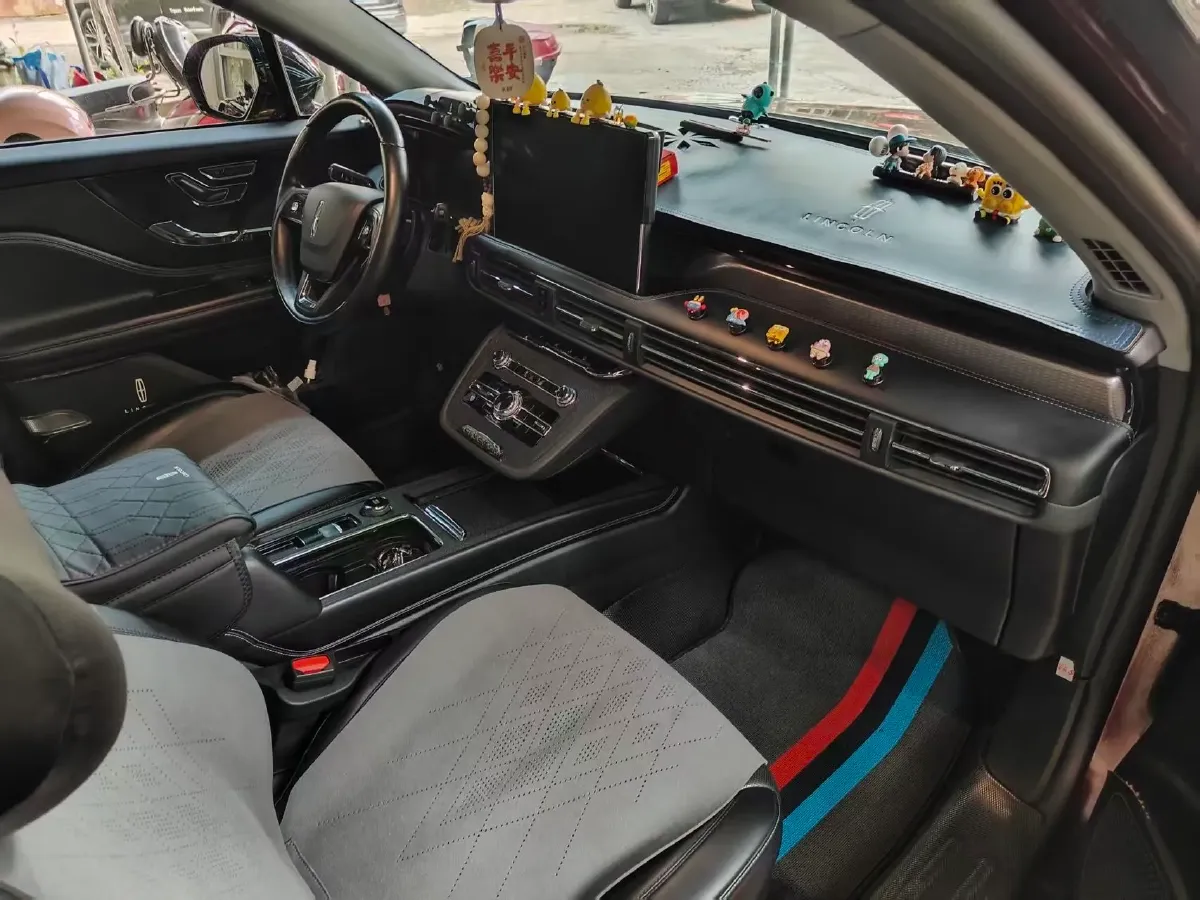 2021 Lincoln Corsair 2.0T 245HP L4 8AT,autocango,china used car exporter,china ev exporter,chinese used car exporter,chinese used ev exporter