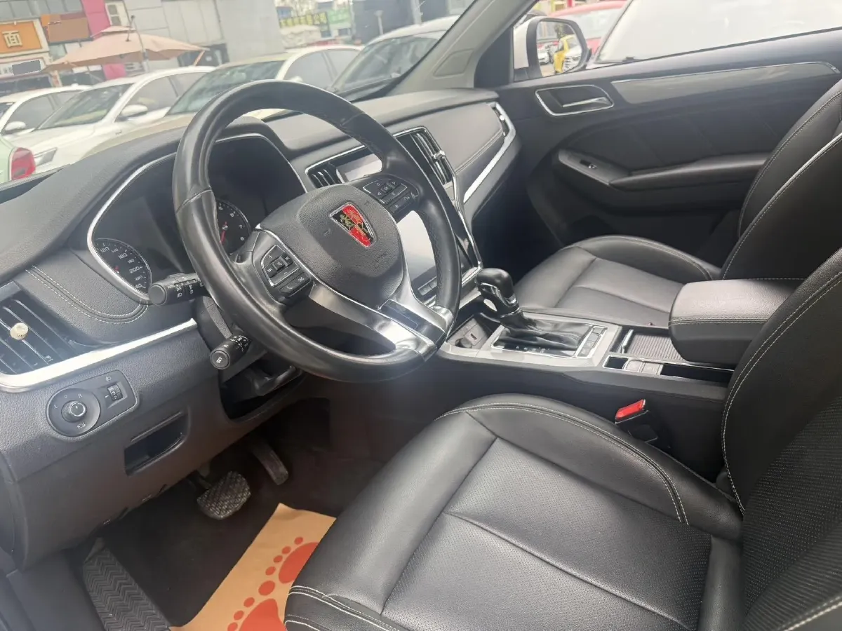 2020 Roewe i6 1.5T 169HP L4 7DCT,autocango,china used car exporter,china ev exporter,chinese used car exporter,chinese used ev exporter