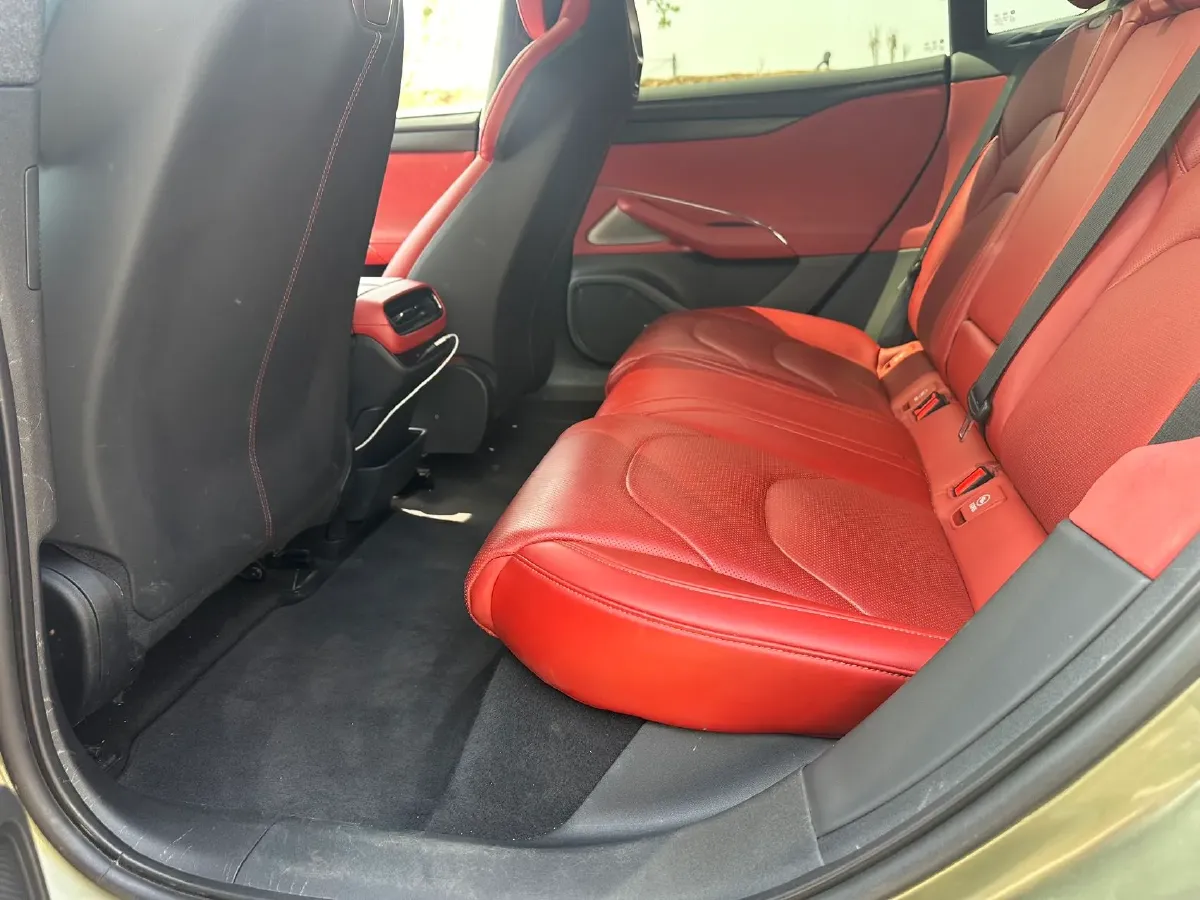 2024 MI SU7 BEV 94.3KWH,autocango,china used car exporter,china ev exporter,chinese used car exporter,chinese used ev exporter