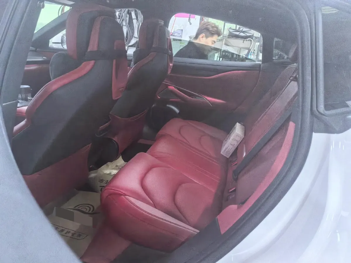 2024 MI SU7 BEV 101KWH,autocango,china used car exporter,china ev exporter,chinese used car exporter,chinese used ev exporter