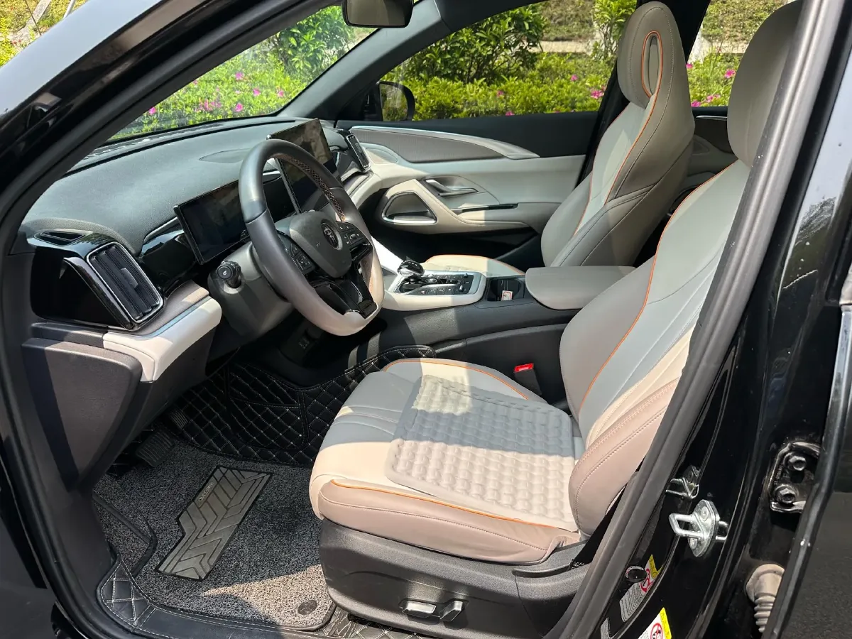 2024 BYD Song Pro 1.5L 110HP L4 E-CVT PHEV 18.3KWH,autocango,china used car exporter,china ev exporter,chinese used car exporter,chinese used ev exporter