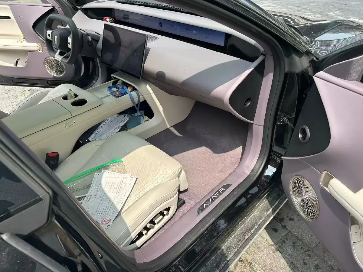 2025 Avatr 06 REEV 156HP REEV,autocango,china used car exporter,china ev exporter,chinese used car exporter,chinese used ev exporter