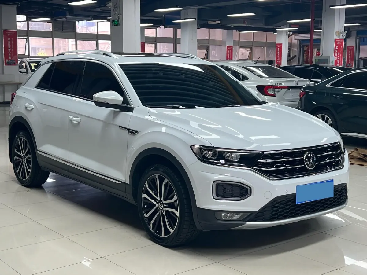 2022 Volkswagen T-Roc 1.4T 150HP L4 7DCT,autocango,china used car exporter,china ev exporter,chinese used car exporter,chinese used ev exporter